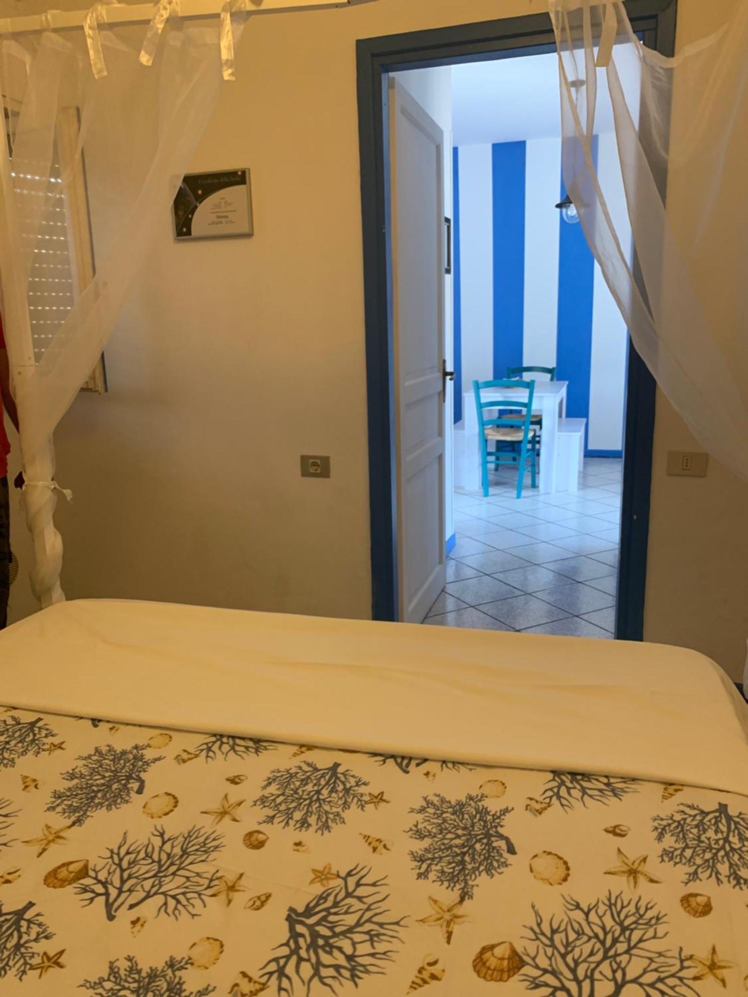 Casa In Riva Al Lago Diletta Spiti Castelletto sopra Ticino Exteriör bild